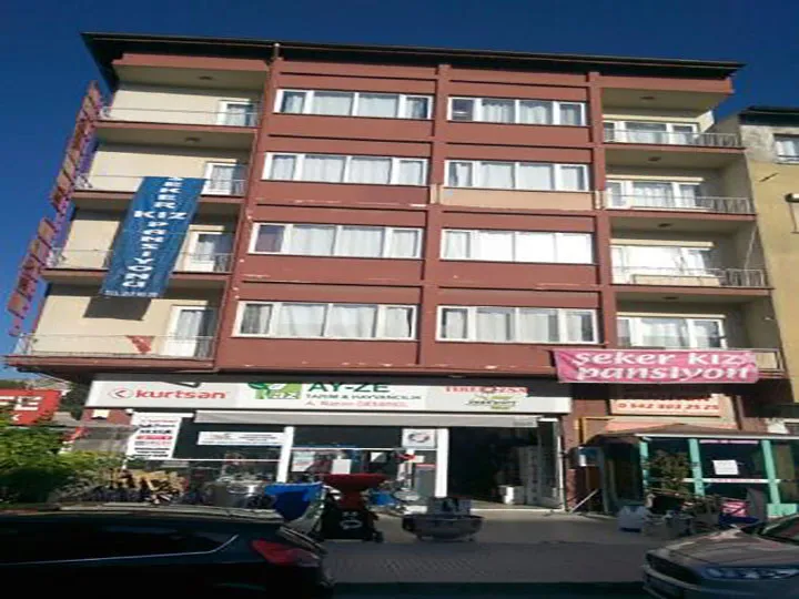Şeker Kız Pansiyonları picture