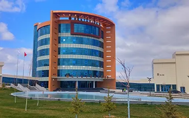 Университет Бурдура Мехмета Акифа Эрсоя campus